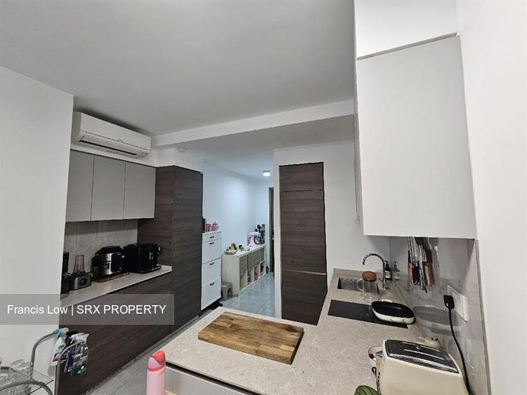The Florence Residences (D19), Apartment #566878411